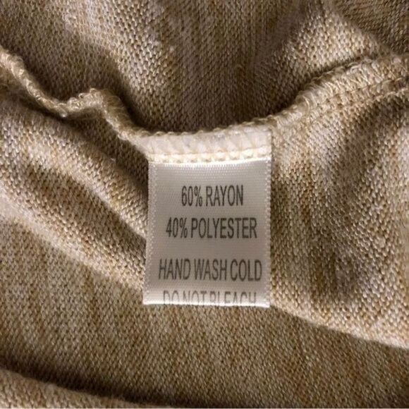 Wonderland by Orange Wrap Crowl Neck Sweater Size Small - Picture 10 of 11